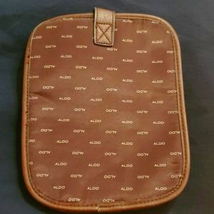 Aldo Tablet/Ipad Travel Case